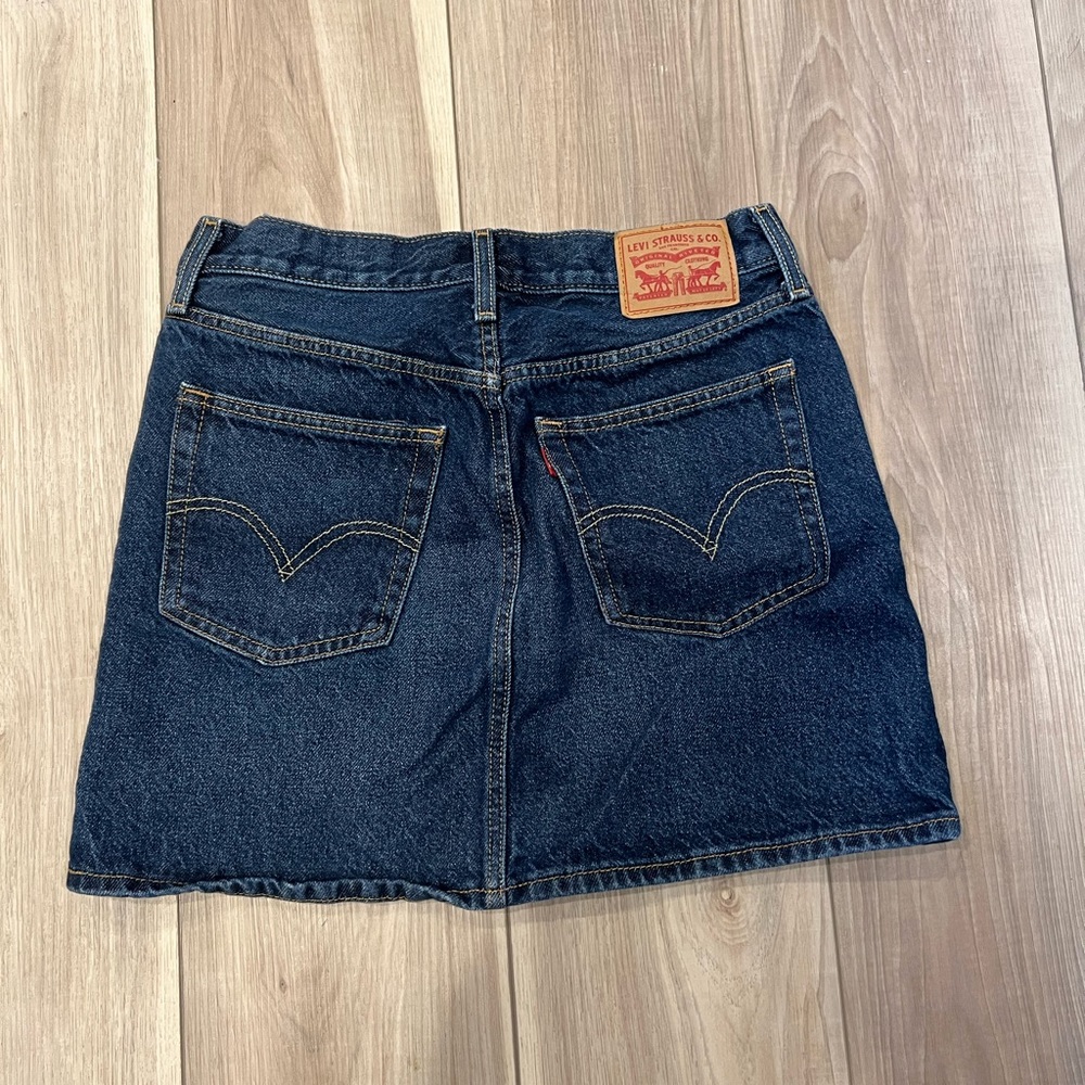 Levi's Premium jean skirt, dark wash